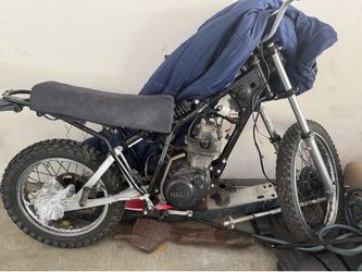 Yamaha Dirt Bike