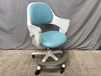 SIDIZ Ringo Ergonomic Light Blue Kids Chair w/ Footrest