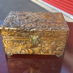 Vintage box - hand carved