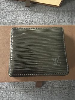 LV coin pouch 