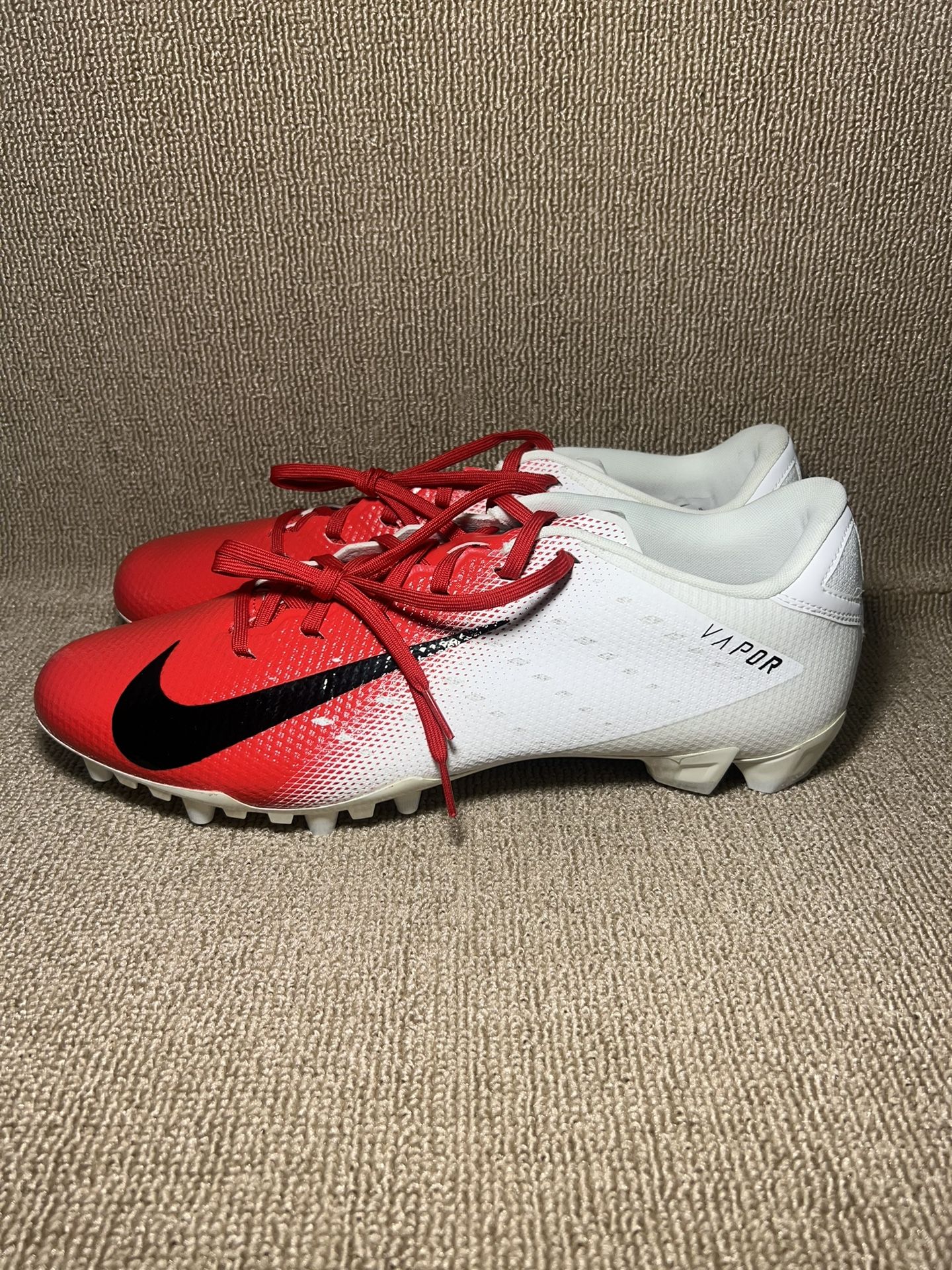 Nike Vapor Untouchable Speed Football Cleats White Red AO3034