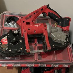 Bandsaw Milwaukee 