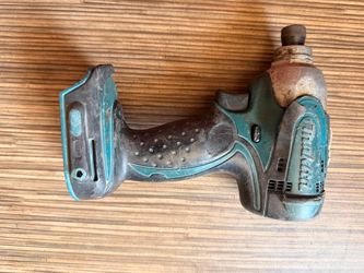 Makita 1/4” Impact Drill