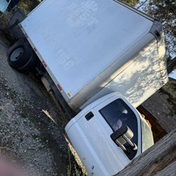 Ford 450 Box Truck Gas