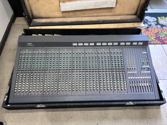 Yamaha Mixing Console