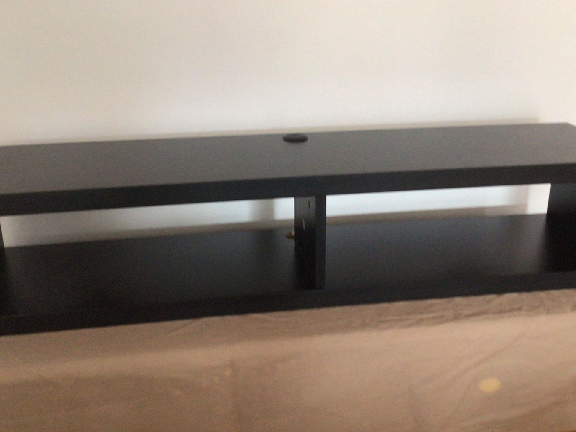 Like New Black wall entertainment Tv & Gaming & Music Storge