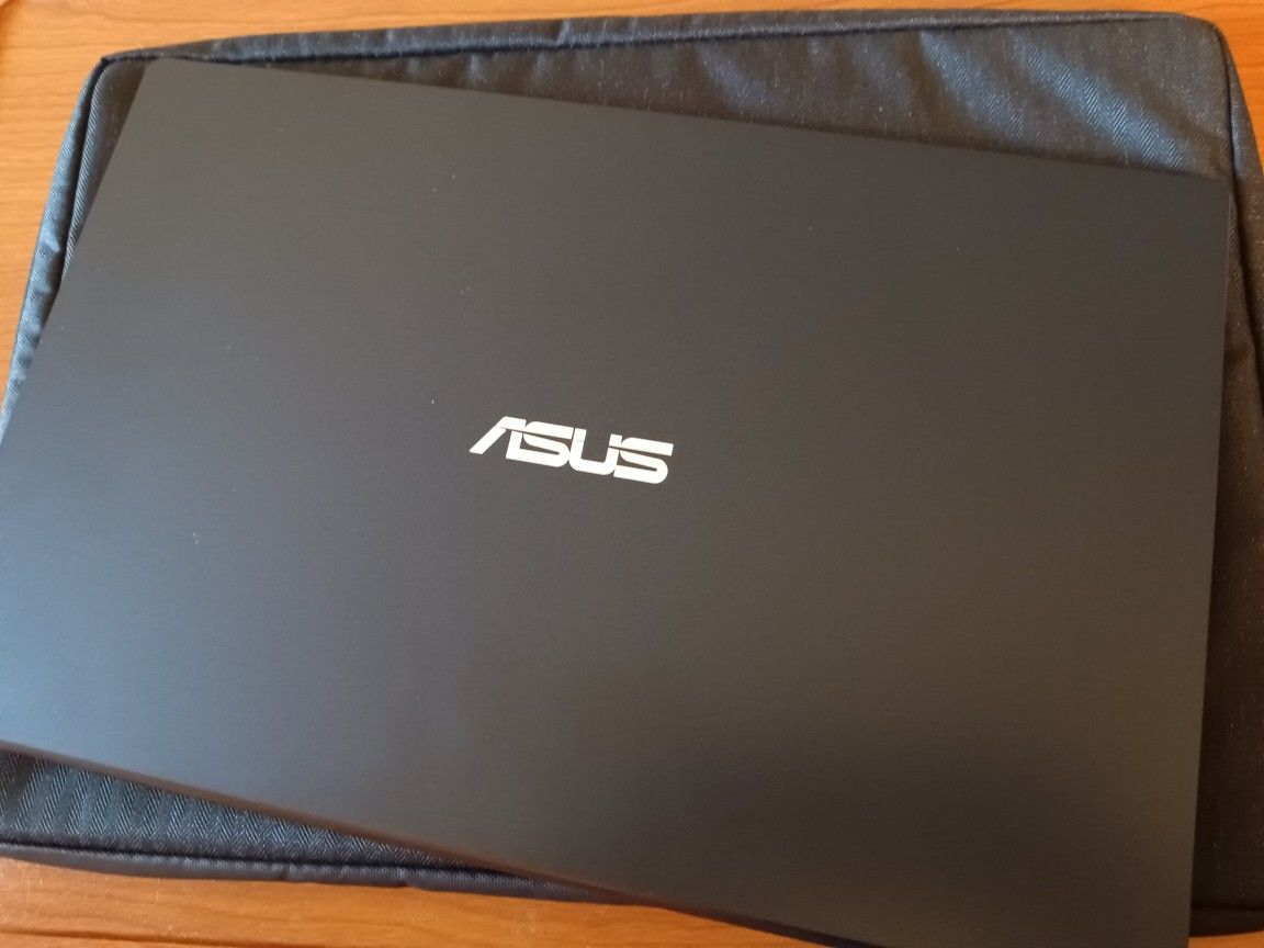 Vivobook Asus Laptop E510MAB