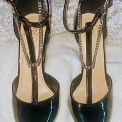 Black Stiletto Heels W/ Chains Size 8