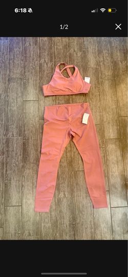 NWT size 2XL sports bra and leggings set