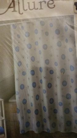 Shower courtain