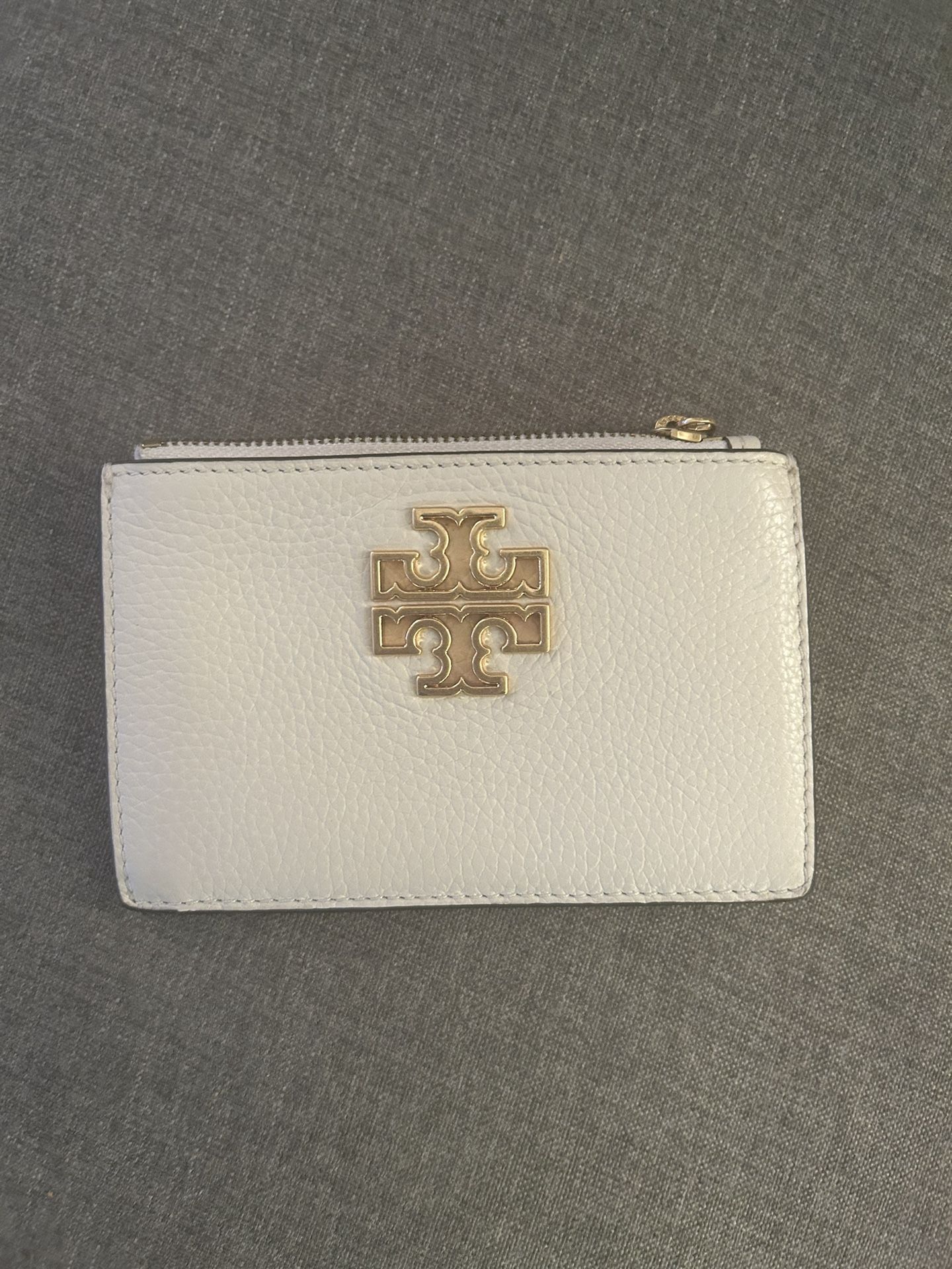Brand New Authentic Tory Burch Britten Zip Card Case