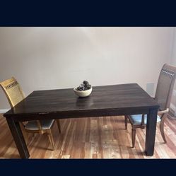 Dark Brown Wood Dinning Table 