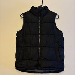  Black Short Sleeved Puffer Vest 
