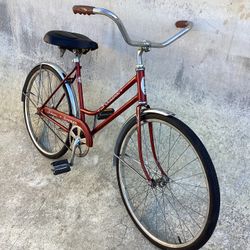 VINTAGE EARLY 70’S SCHWINN  BREEZE CRUISER SINGLE SPEED BIKE 