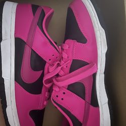 Black And Hot Pink Nike Dunks 