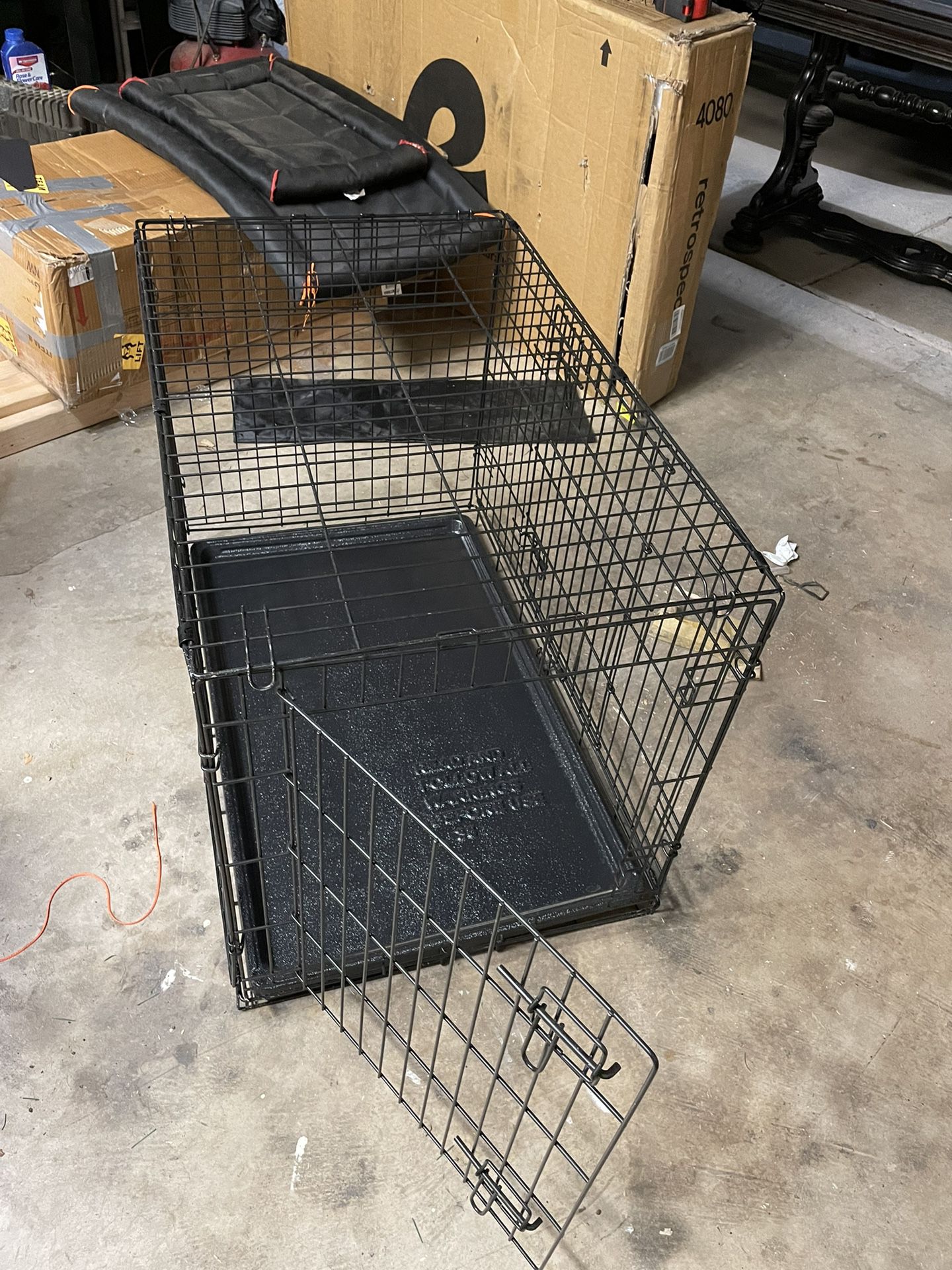 36 Inch Pet Crate Like New
