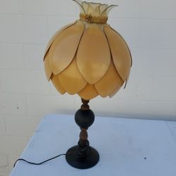 Vintage Table Lamp Light 29H" X 15"W" w/ Tulip Or Lotus Plastic Slag Look Shade.