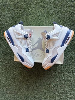 Jordan 4 SB Navy