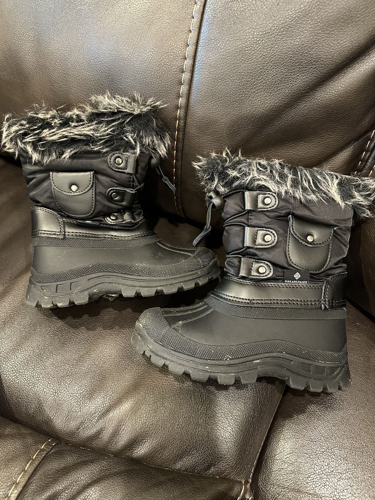 Size 11 Child’s Snow Boots