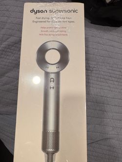 New in box Dyson supersonic