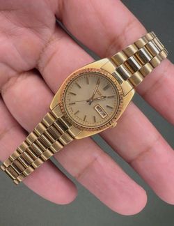 Vintage Ladies Seiko 7N83 on President Bracelet - $120 Cash - PRICE IS FIRM / NO DESCUENTOS