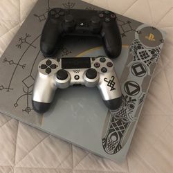 PS4 with 2 Controllers