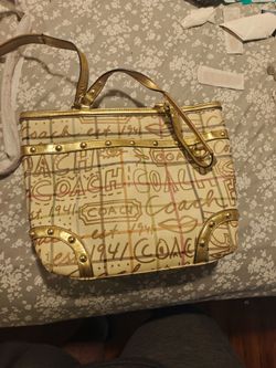 Coach purse