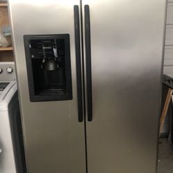 GE Stainless Side By Side Fridge