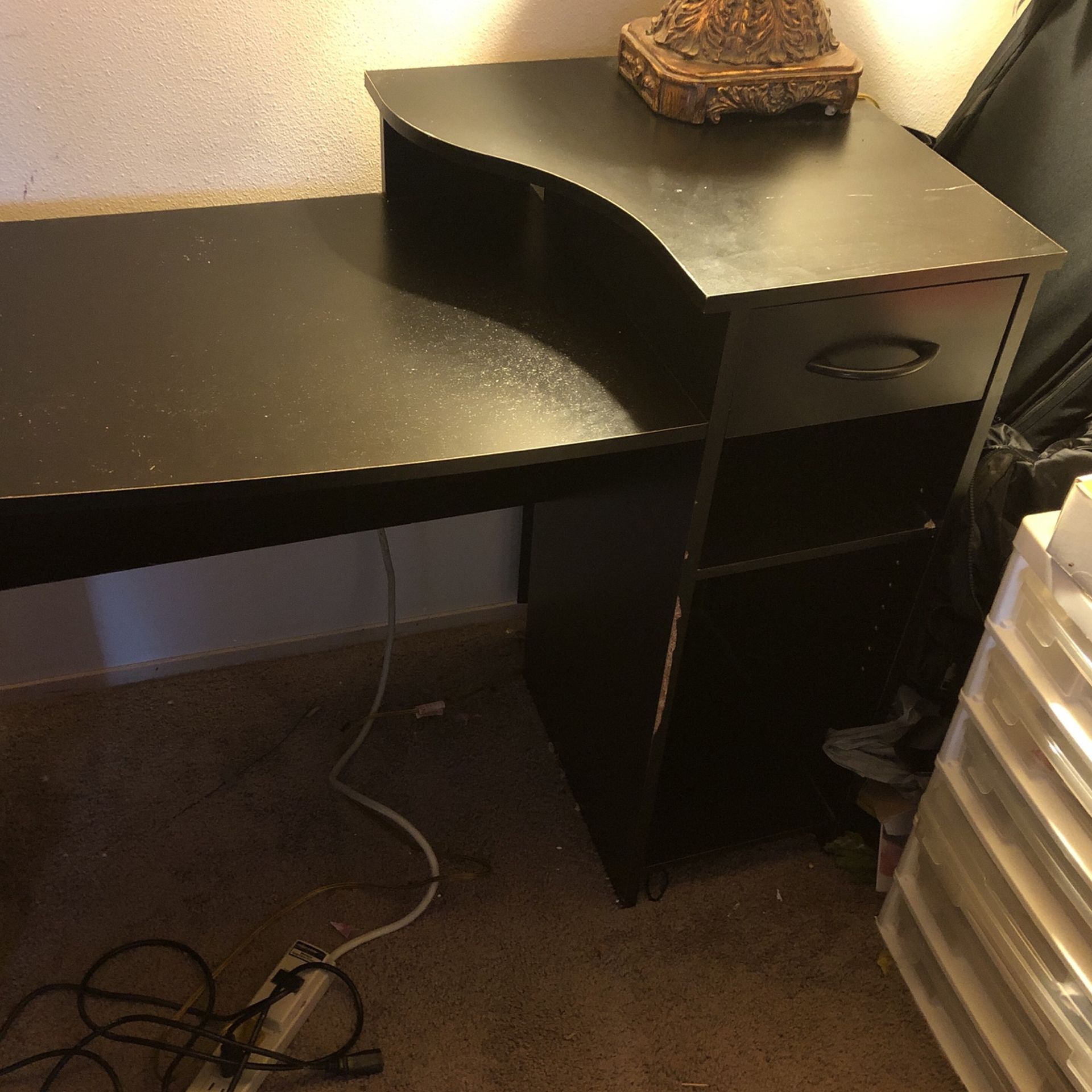 Free Desk