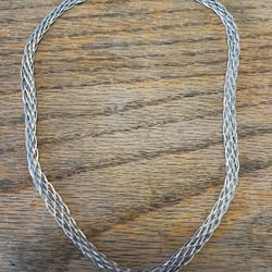 Braided 18” L Sterling Silver 925 Italy Necklace In Shiny Excellent Condition 