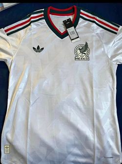 White Mexico world cup jersey