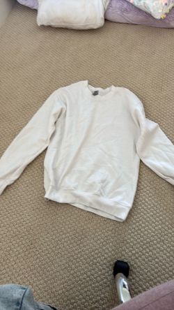 White sweatshirt size small
