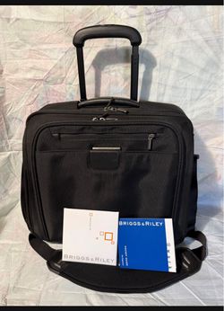 Briggs & Riley KR305-4 Rolling Brief-Like New
