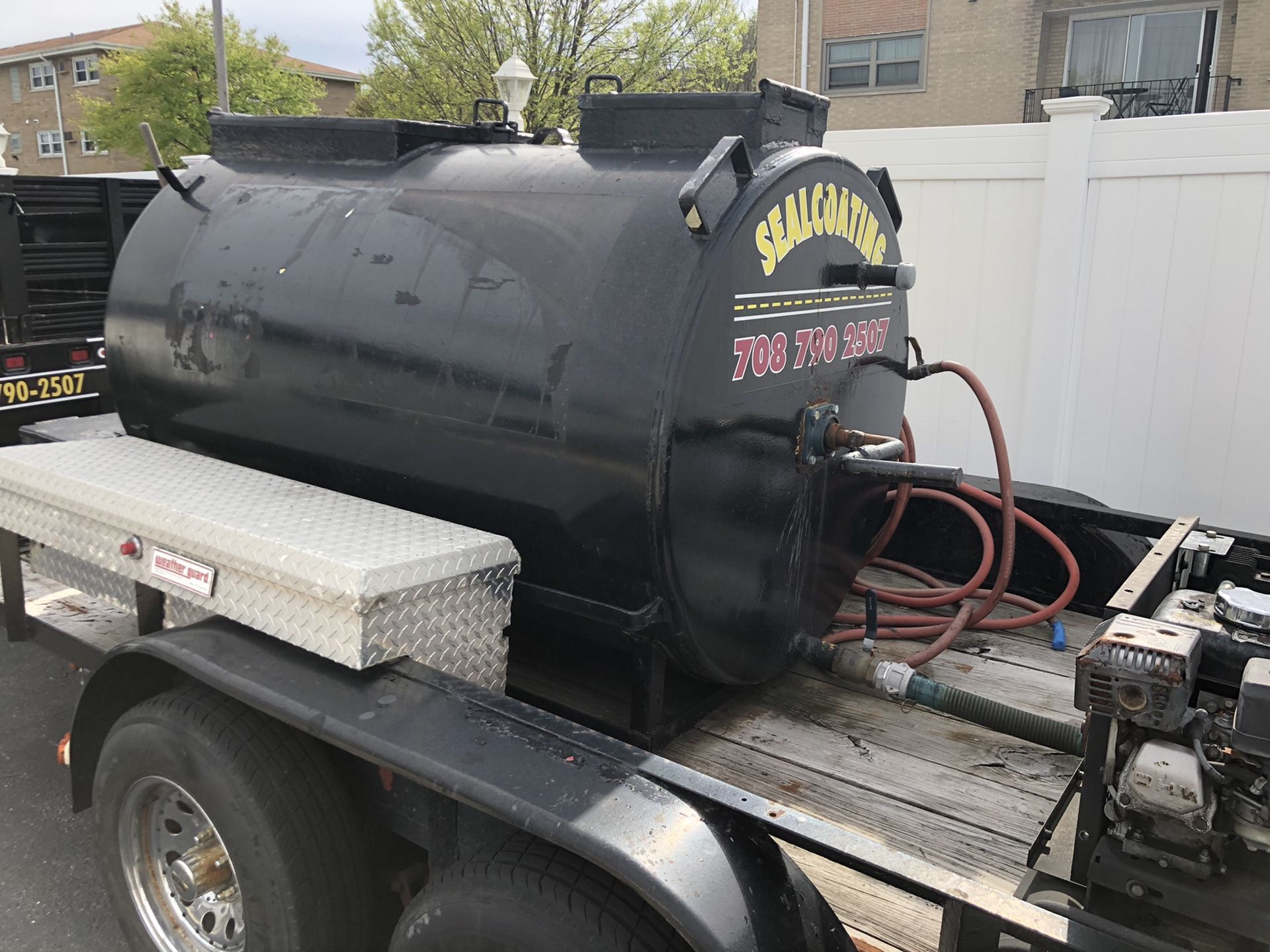 Sealcoating tank with trailer and diaphragm pump for Sale in Alsip, IL