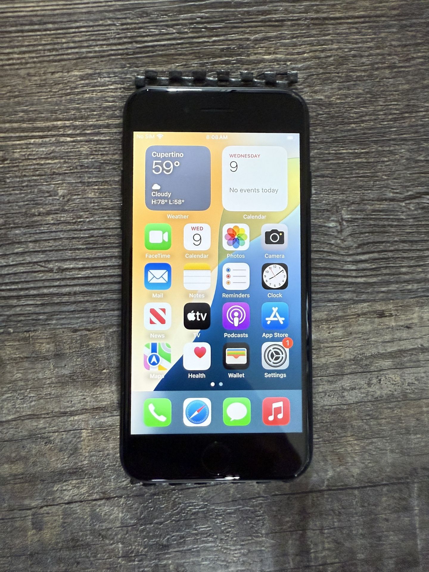 Apple iPhone SE 2022 3rd Generation iCloud And Carrier Unlocked