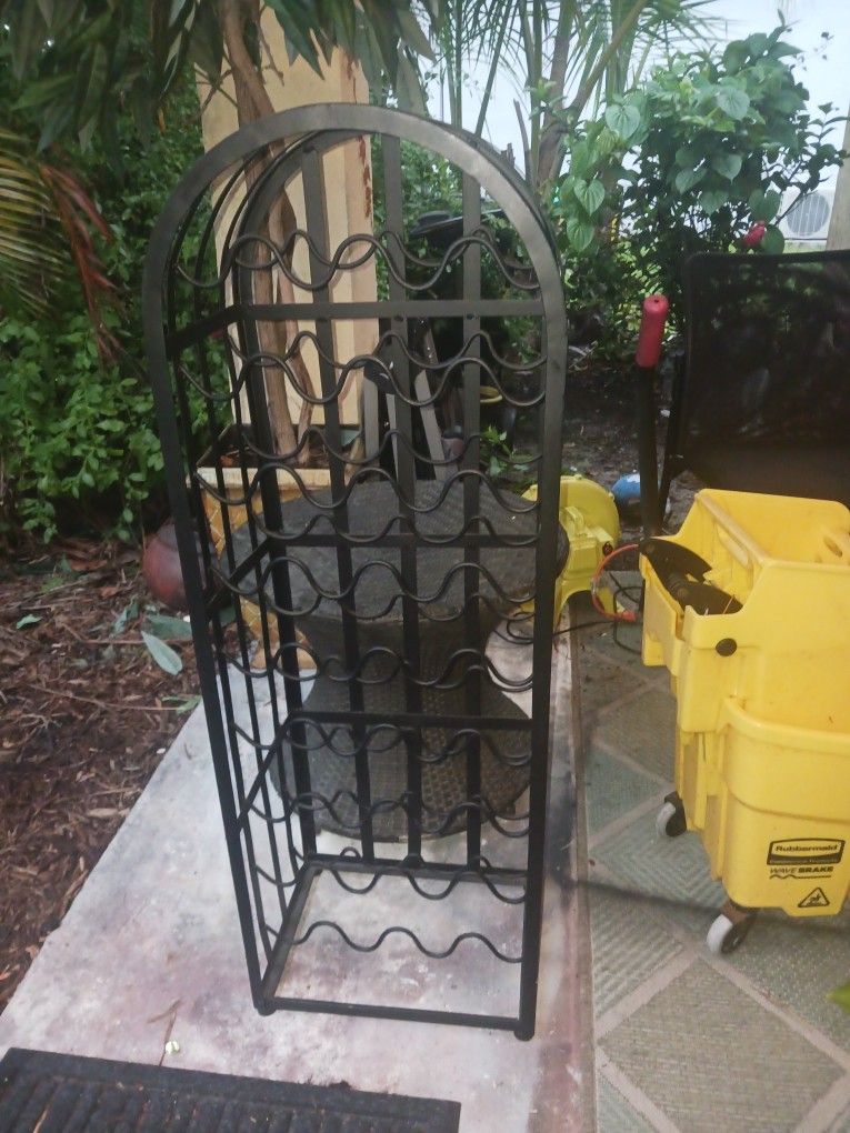 New Cast Iron Wine Rack Stand 44inht By 16inwd 40 Firm
