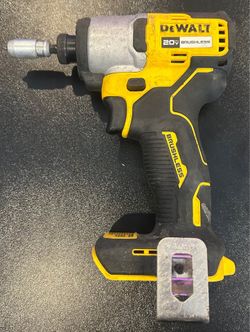 DeWalt 20V 1/4” cordless impact driver