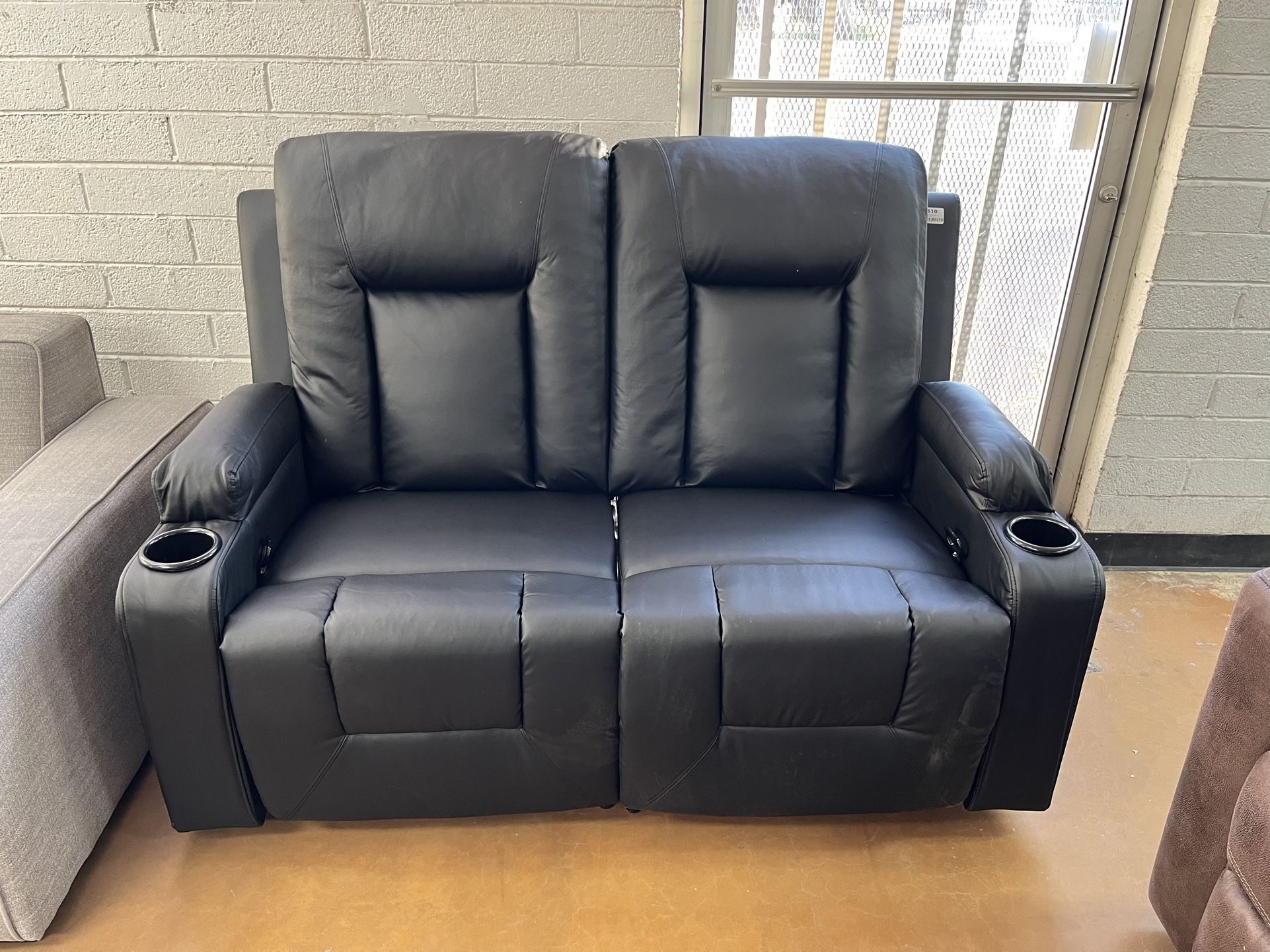 Recliner Modern Loveseat Sofa 2-Faux Leather Recliner Chair with Drink Holders Living Room Chair, Black