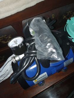 Blue Mini Air Compressor with Pressure Gauge