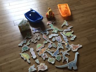 Tub toys