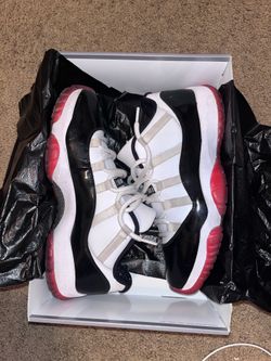 Jordan 11 Retro Low Concord Bred