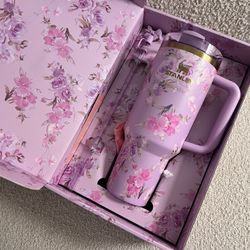 Stanley x LoveShackFancy Flowstate Quencher 40oz Tumbler HappyThoughts