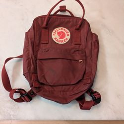Fjallraven Kanken Mini Backpack Red