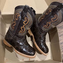 Toddler western boots size 10.5