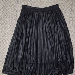 Pleated Faux Leather Maxi/Midi Skirt Size S