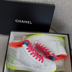 Rare Chanel sneakers 6.5 woman