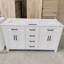 60” Brand New Bathroom Vanity in white, double sink soft close solid wood $899 