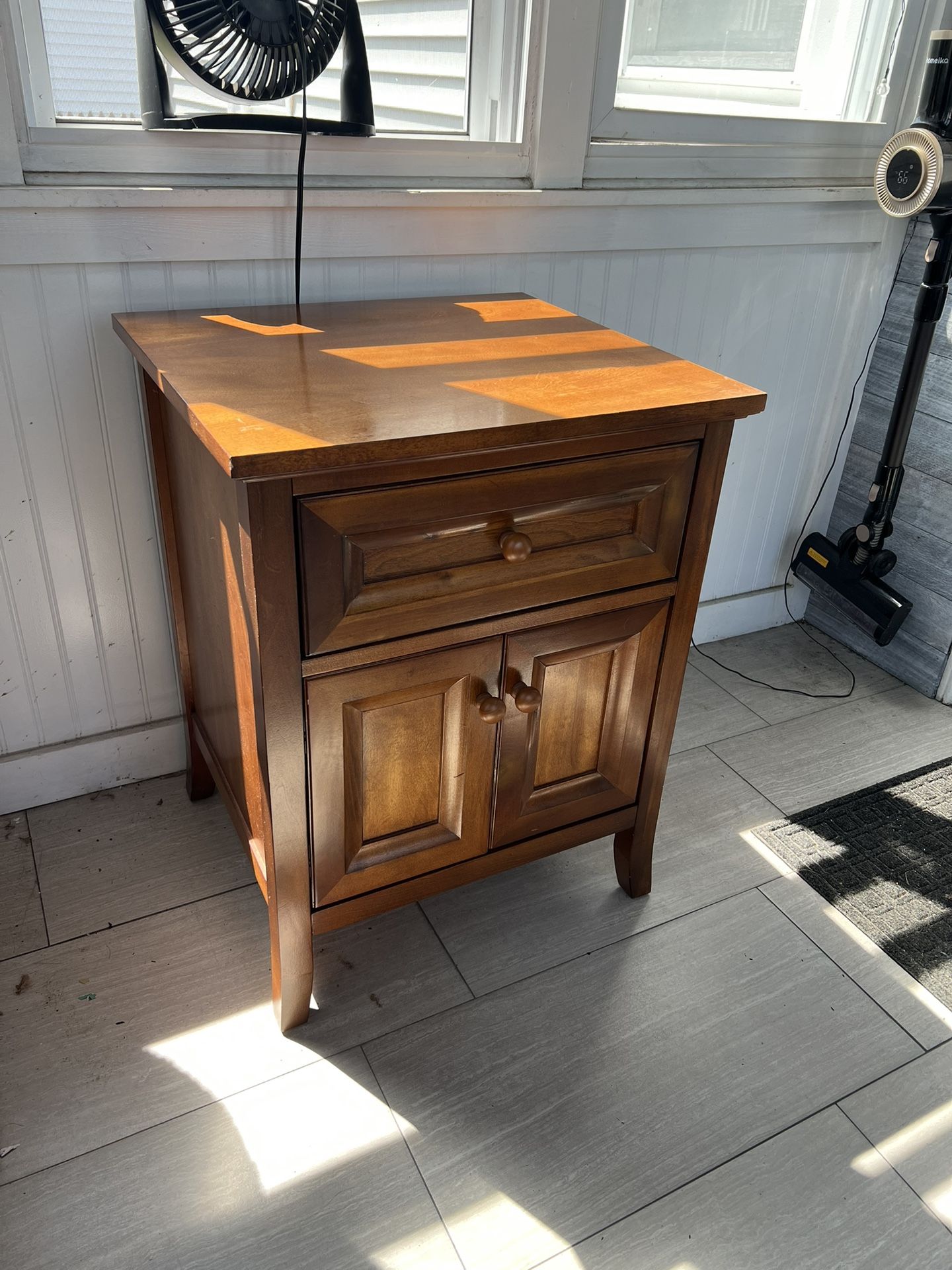 End Table/ Night Stand