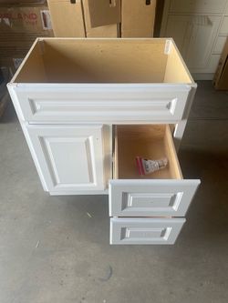 Hampton 30 in. W x 21 in. D x 33.5 in. H Bath Vanity Cabinet without Top in White