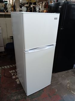 Haier top freezer refrigerator 24-inch